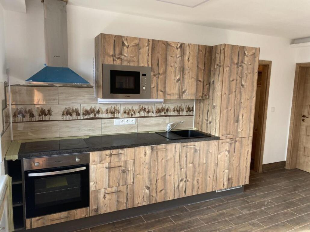 Apartmany U Dlouhana Кадань Екстер'єр фото